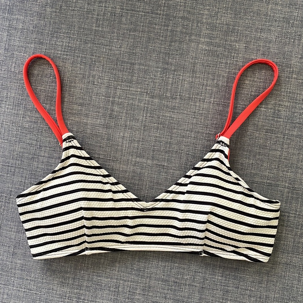 Aero Striped Scoop Bikini Top